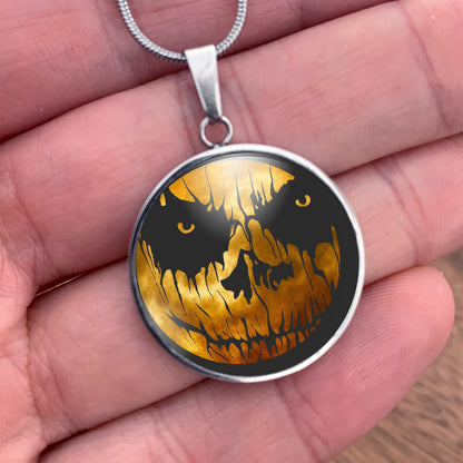 Halloween Jack o lantern necklace 4